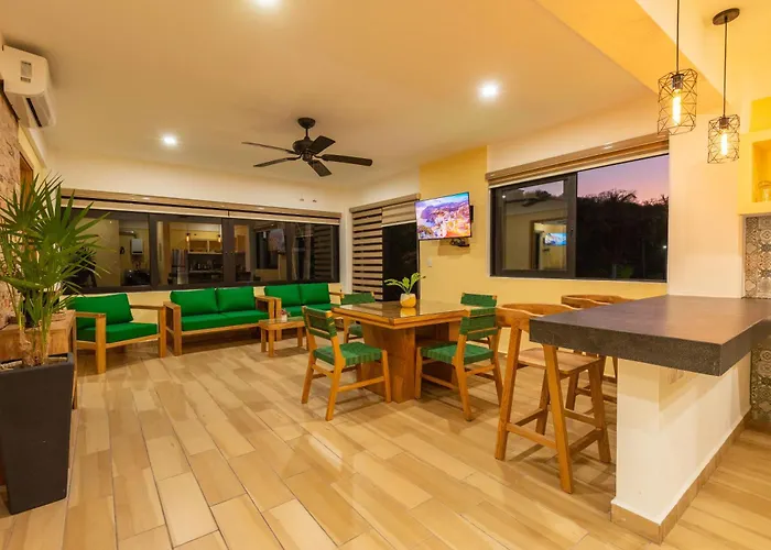 Condominios Brisas Del Mar